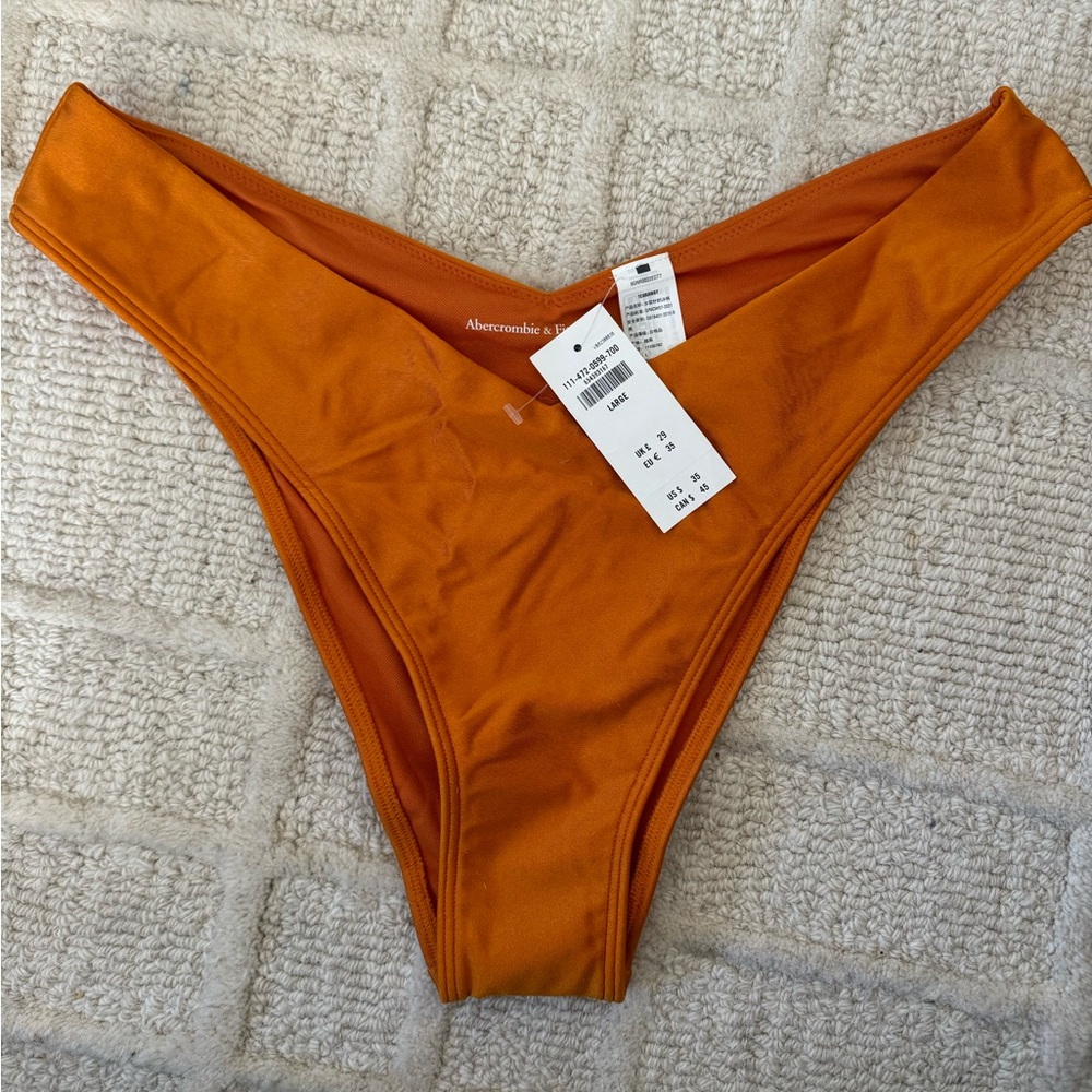 NEW WITH TAGS - Abercrombie Tall-Side High-Leg Cheeky Bottom in Orange